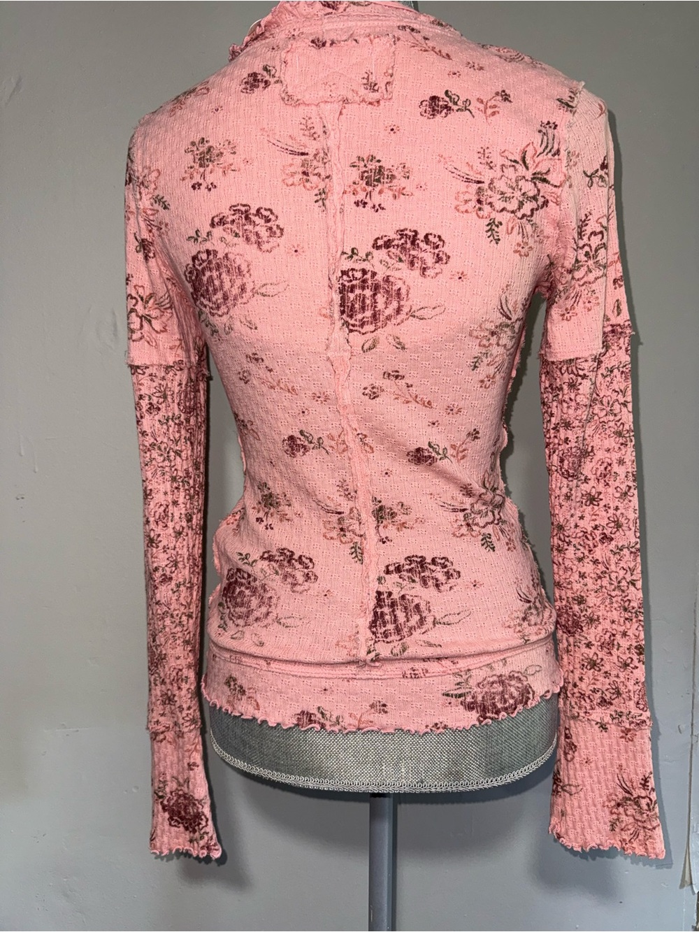 We The Free Rose Pink Floral Ruffle Neck Top - Picture 4 of 5